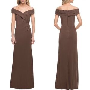 NWT La Femme 27959 Off Shoulder Draped Ruched Full Length Gown in Cocoa Sz. 10